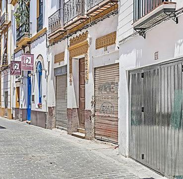 Fam Sevillian Townhouse Villa Seville Exterior photo